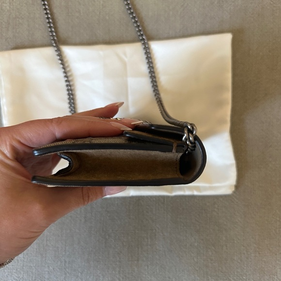 GUCCI DIONYSUS GG SUPREME SUPER MINI (Authentic) - Picture 9 of 16